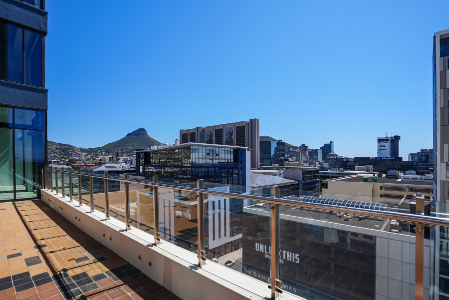 2 Bedroom Property for Sale in Foreshore Western Cape